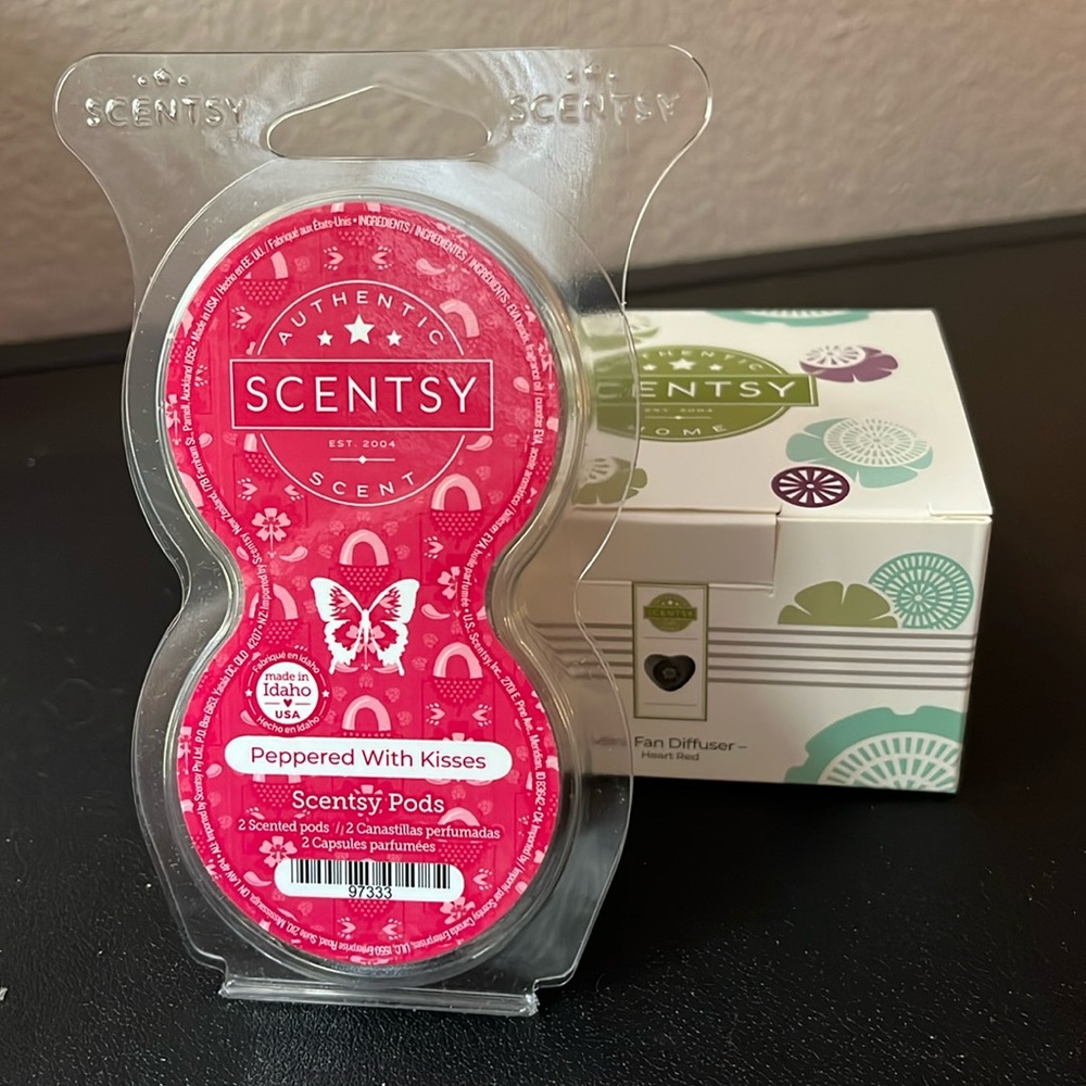 Scentsy Heart Red Mini Fan & Scent Pods Bundle